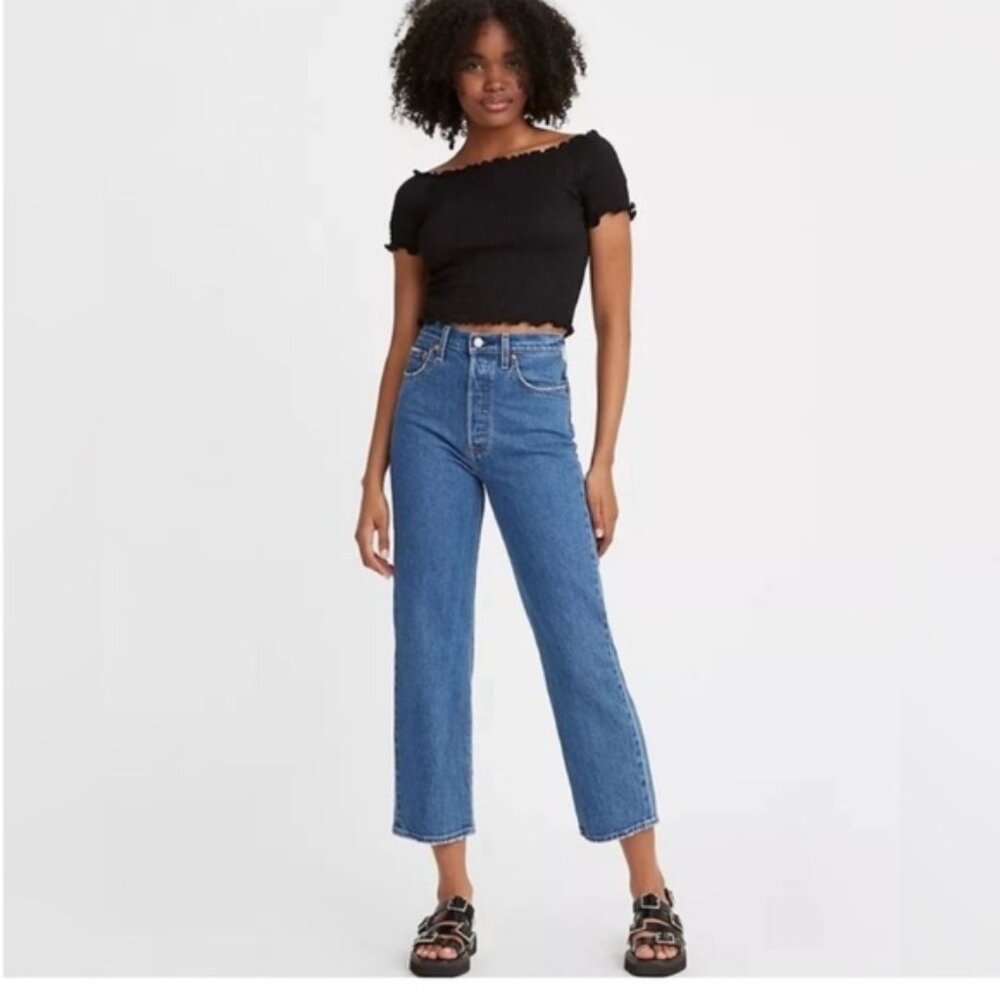 Levi's Ribcage Straight Jeans in BlueSz. 27